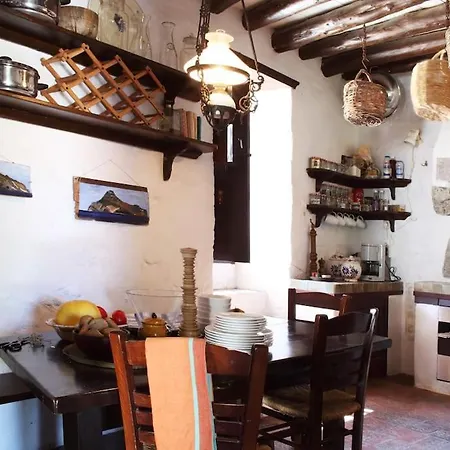 Traditional Langada Kámbos