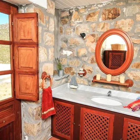 Traditional Langada Kámbos